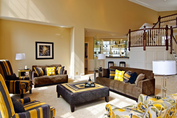 Buckland Hall Road, 13308_great room.jpg
